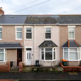 Stockton Road, Newport. For sale with Clarke & Partners estate agent.